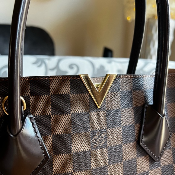 Louis Vuitton Damier Ebene Kensington V bag - Picture 3 of 9